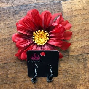 NWT paparazzi Black Earrings